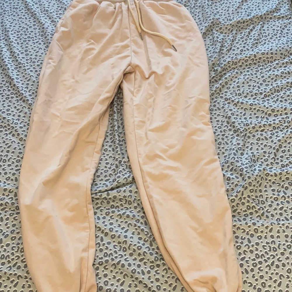 Cream colored sweatpants